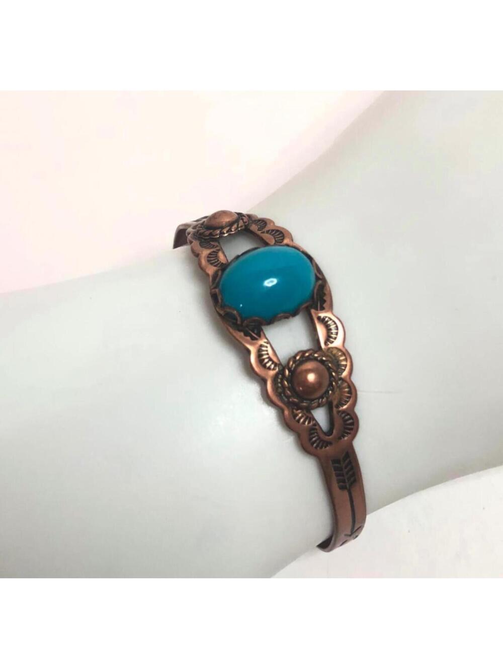 1507 Vintage solid copper faux turquoise cuff bracelet 6"